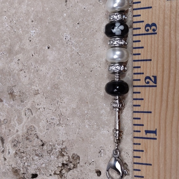 Bella Perlina Charm Bracelet - Picture 9 of 11
